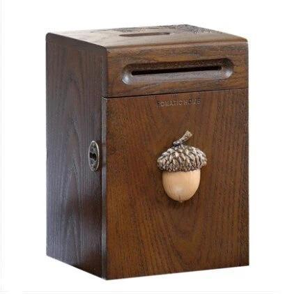 Salvadanaio In Legno